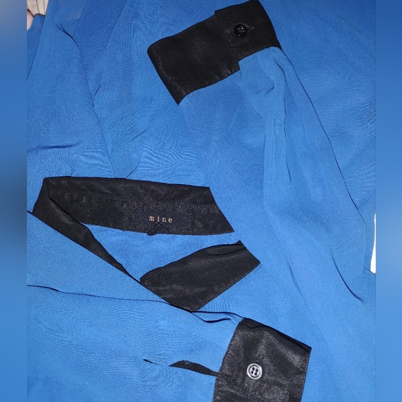 Mine Sheer Button Up Blouse Royal Blue & Black Size M NWOT - Picture 9 of 10